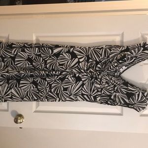 Sleeveless dress